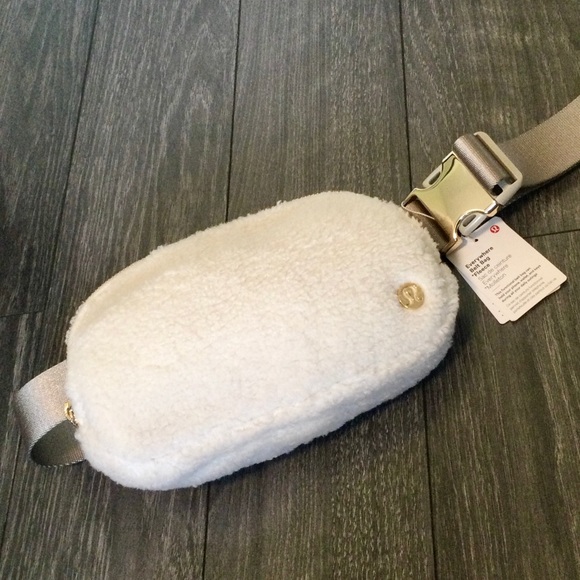 lululemon athletica Handbags - NWT Lululemon Everywhere Fleece Belt Bag Light Ivory White Sherpa TikTok